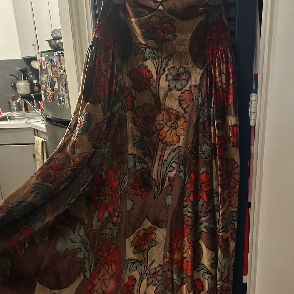 Free People Velvet Petals Maxi Skirt
Multicolor Floral Maxi Skirt - Picture 3 of 7